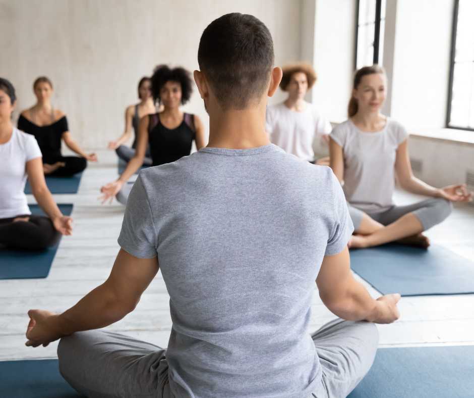 Yogakurs Yogalehrer